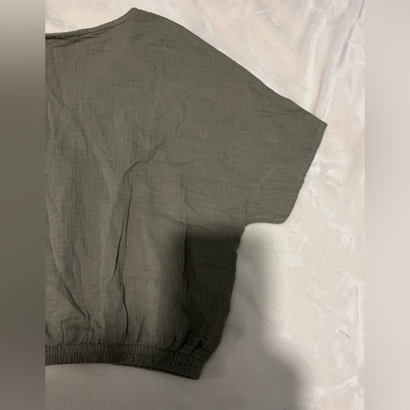 NWT | Crop Top - Picture 7 of 7